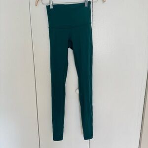 Lululemon Green Leggings in Size 4